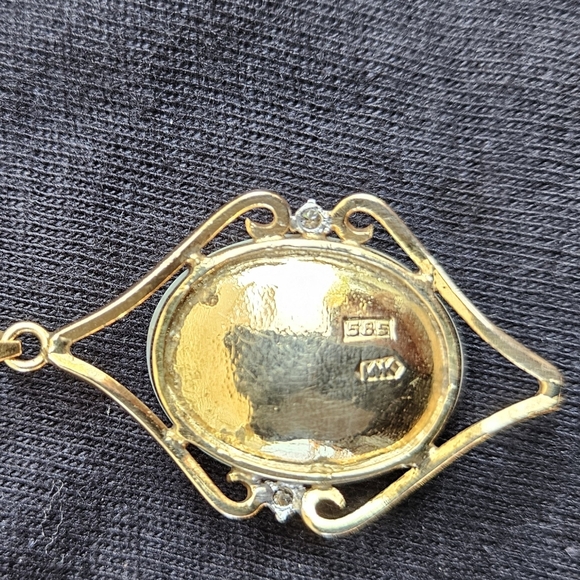 14k Opal And Diamond Chip Pendant - Picture 6 of 9